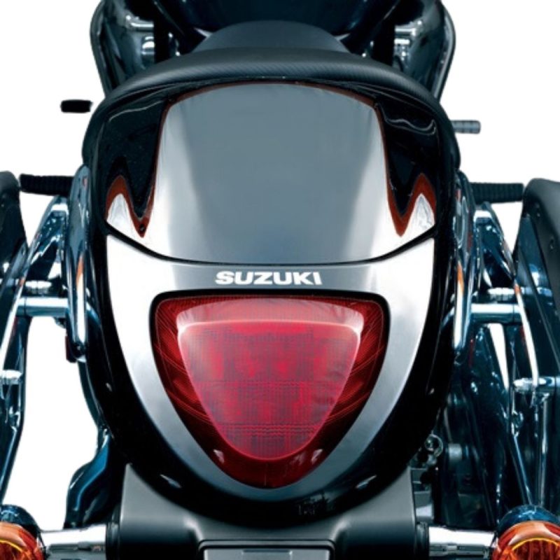 Suzuki_Boulevard_Rear_Seat_Cowl