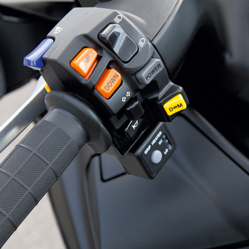 Suzuki_Heated_Grip_Set_Kit