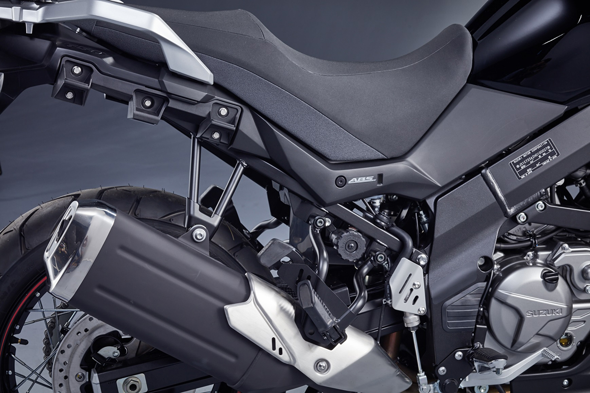 V-Strom 650 Standard Side Case Carrier Bracket - Suzuki Canada Inc.