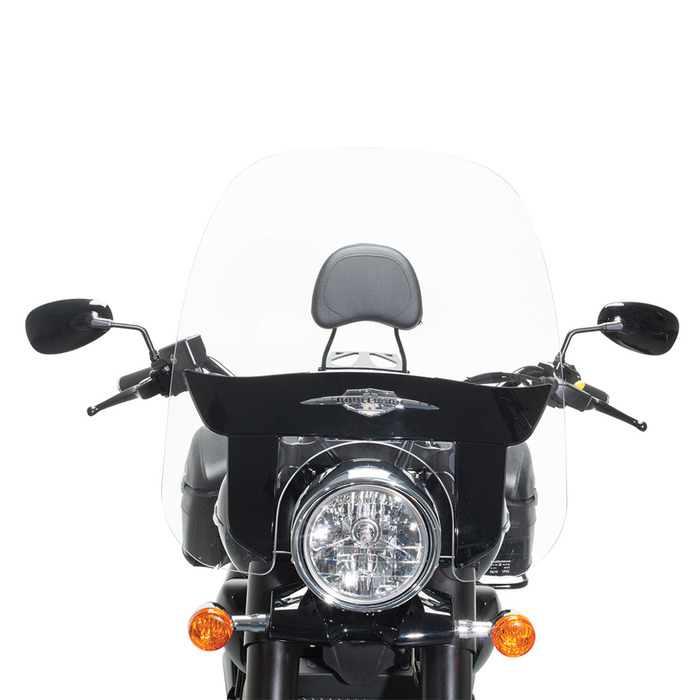 Suzuki_Trimmed_Windshield