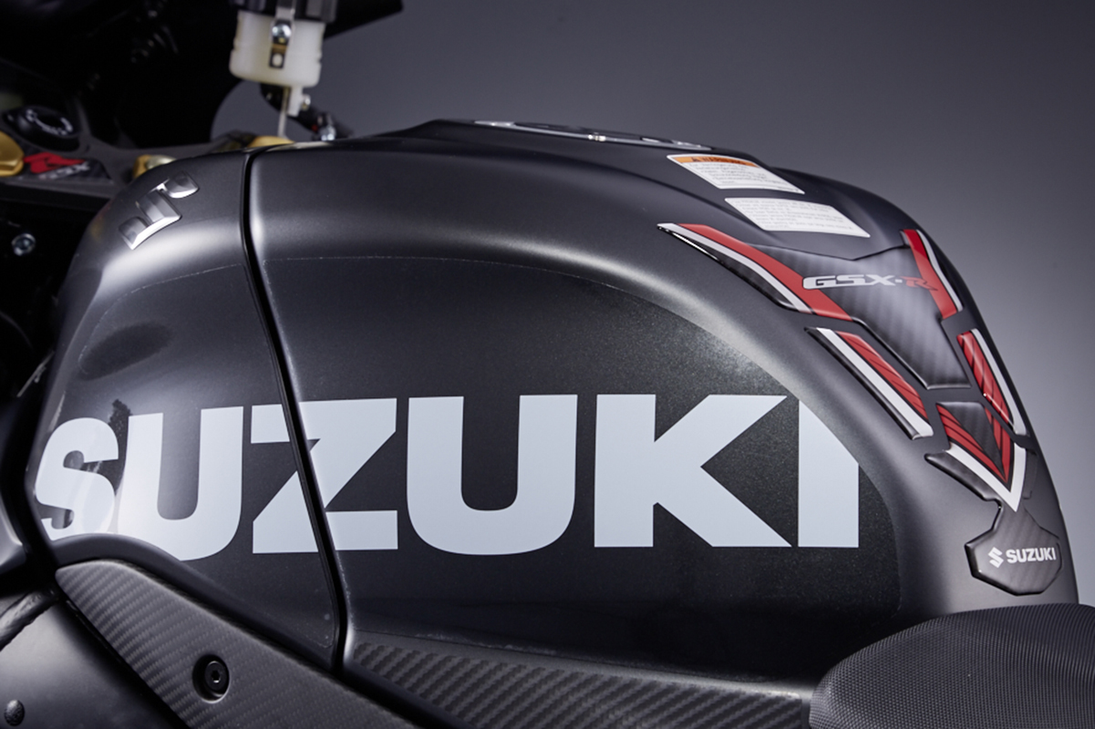 Suzuki Logo Fuel Tank Protection Foil Set