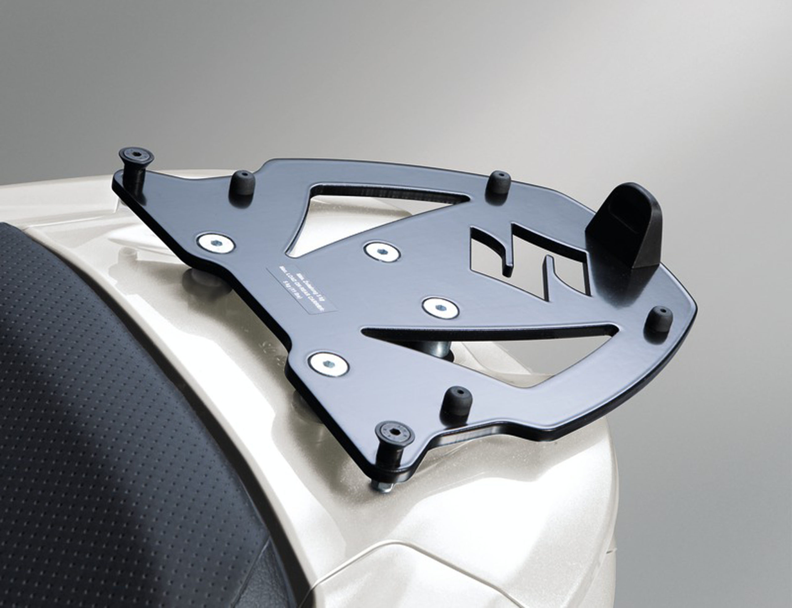 Burgman 400 Top Case Mount - Suzuki Canada Inc.