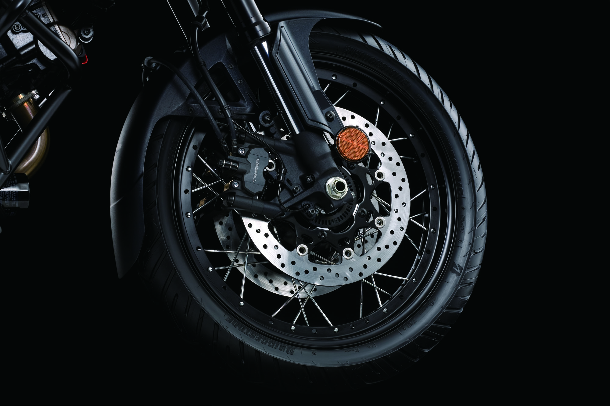 DL1050RCM0 front wheel