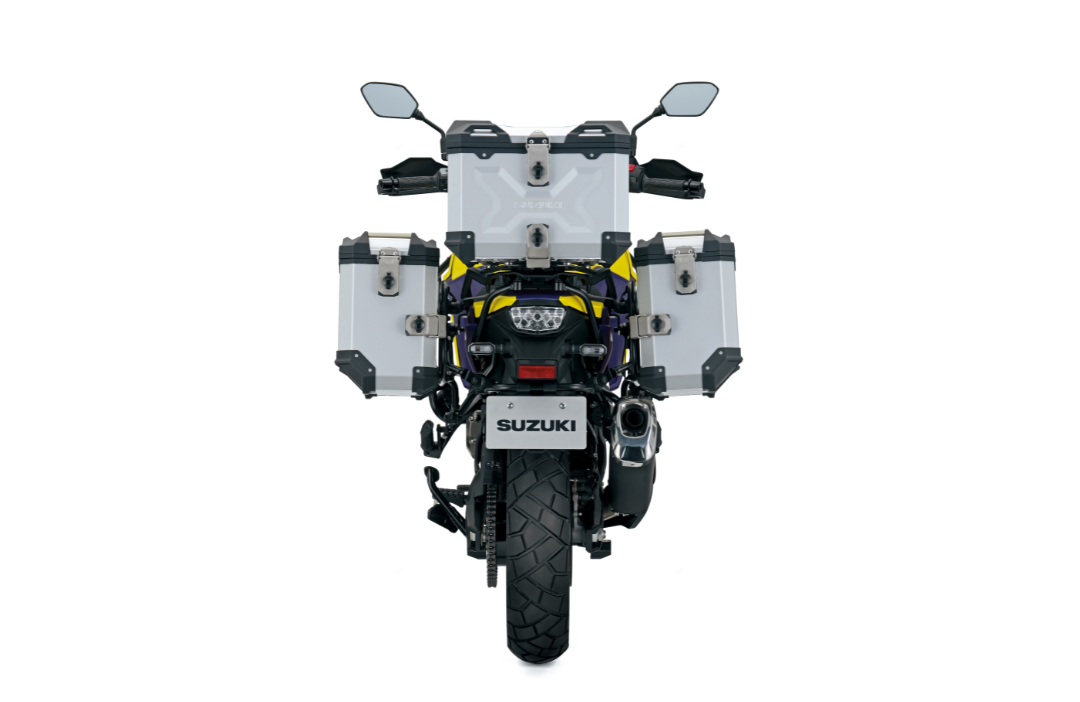 DL800DERCM3_accessories_back