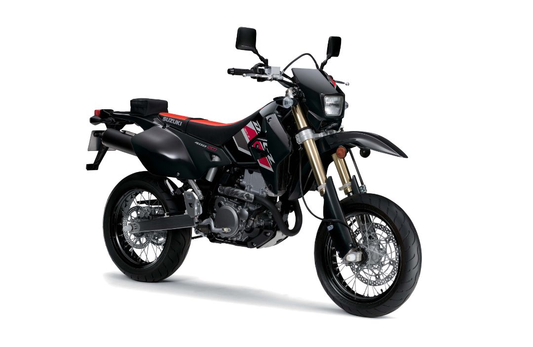 DR-Z400SMM2_019_Diagonal