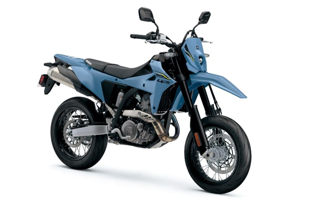 DR-Z400SMRLM5_Q1T_diagonal-1-