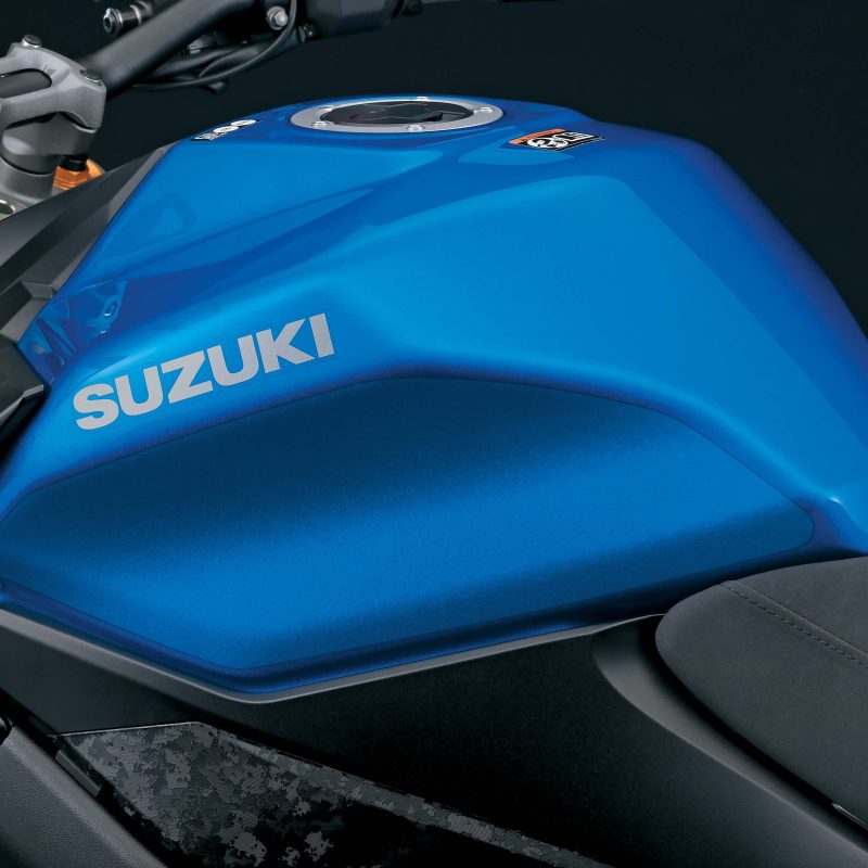 GSX-S1000_GT_M2_FuelTankProtectionFoilA