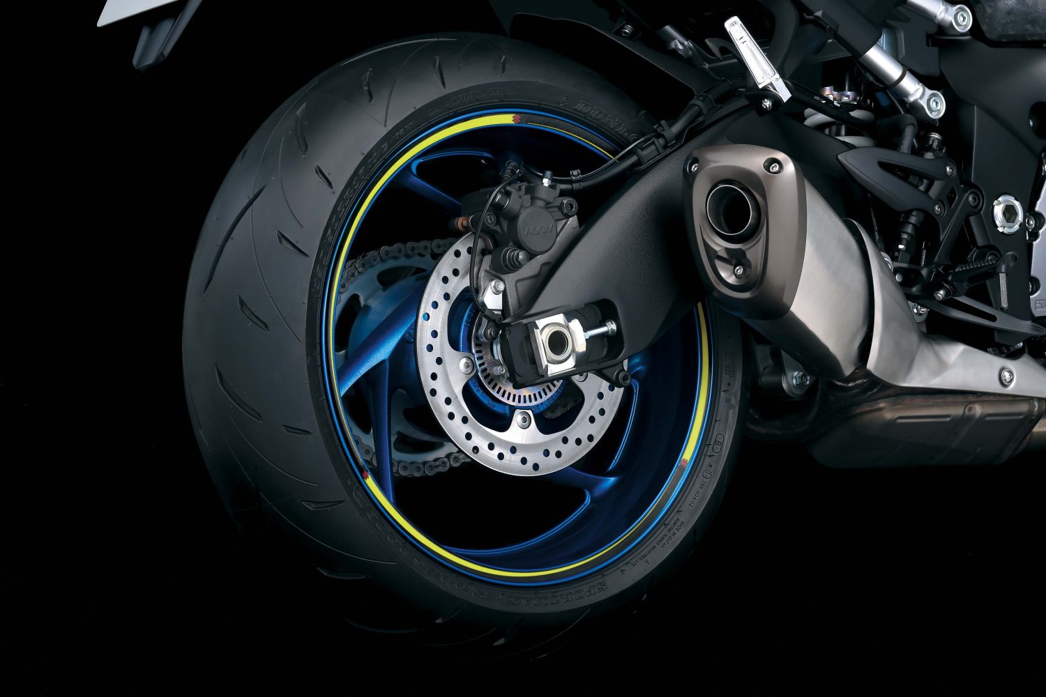 Suzuki_GSXS1000_GT_M2_Wheel_Decals