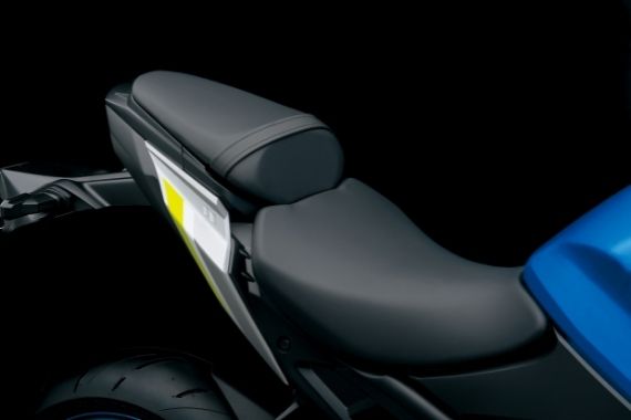 GSX-S1000_M2_Seat