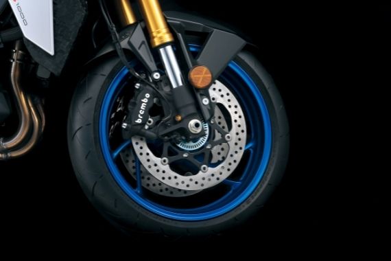 GSX-S1000_M2_Tire_Wheel