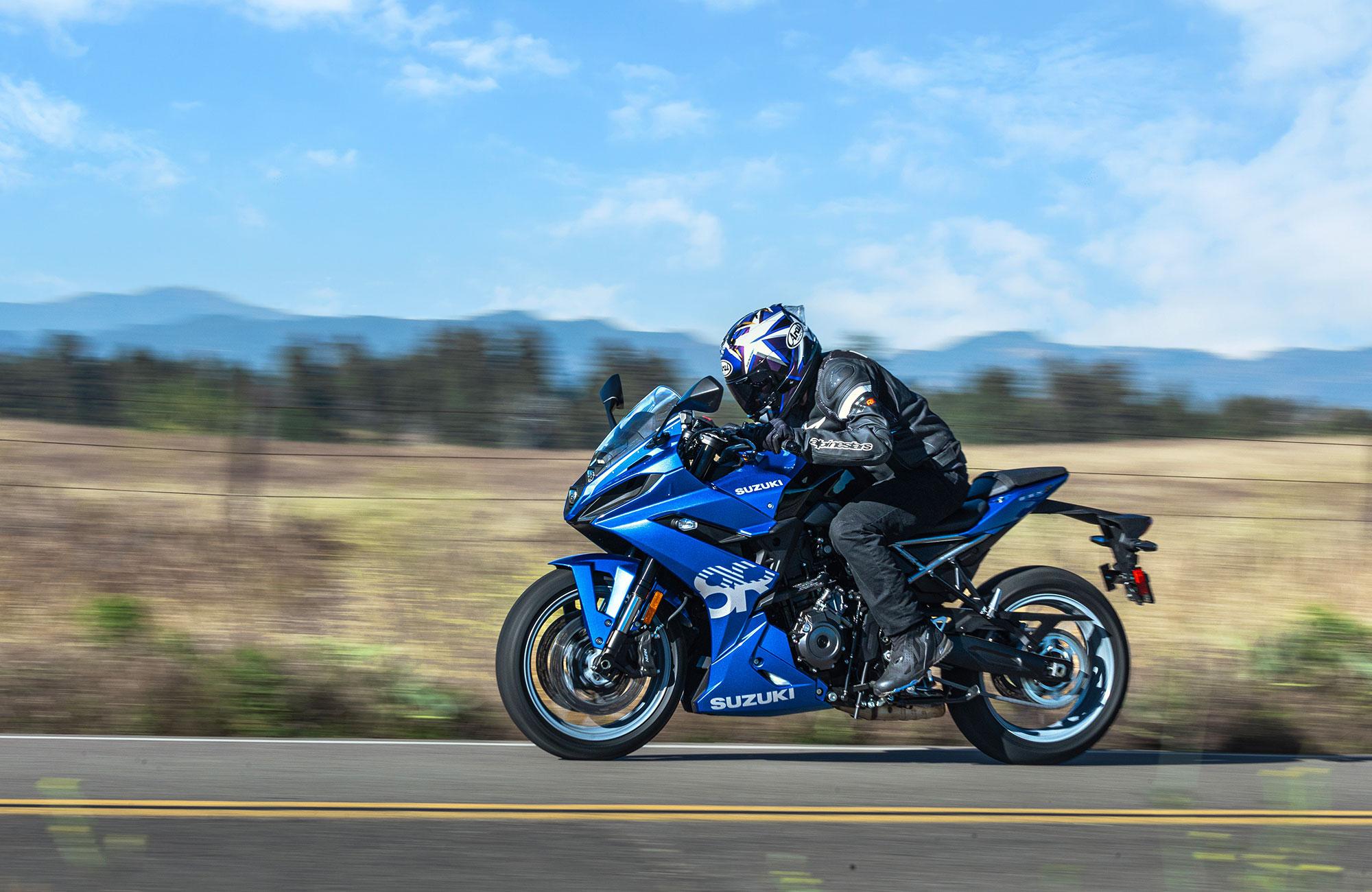 GSX-8R open road