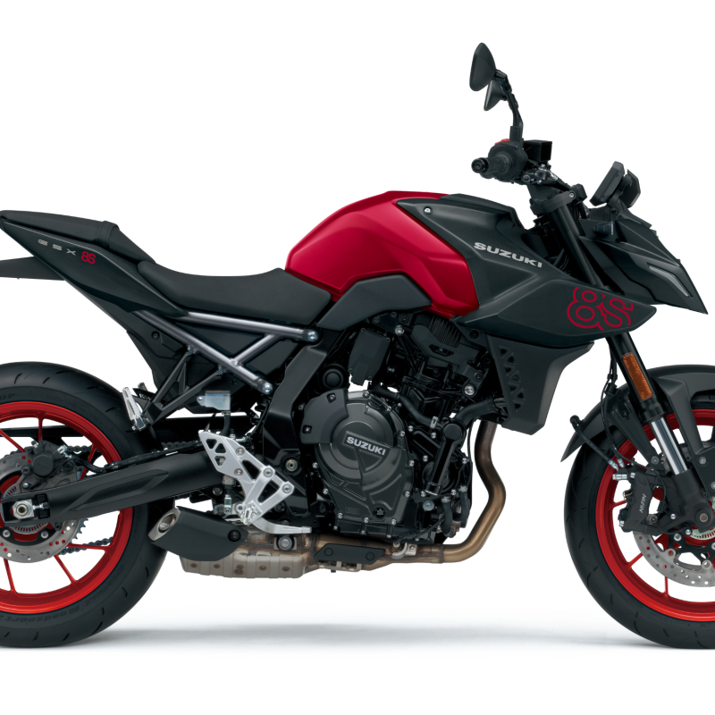 GSX800RQM6_BNR_right