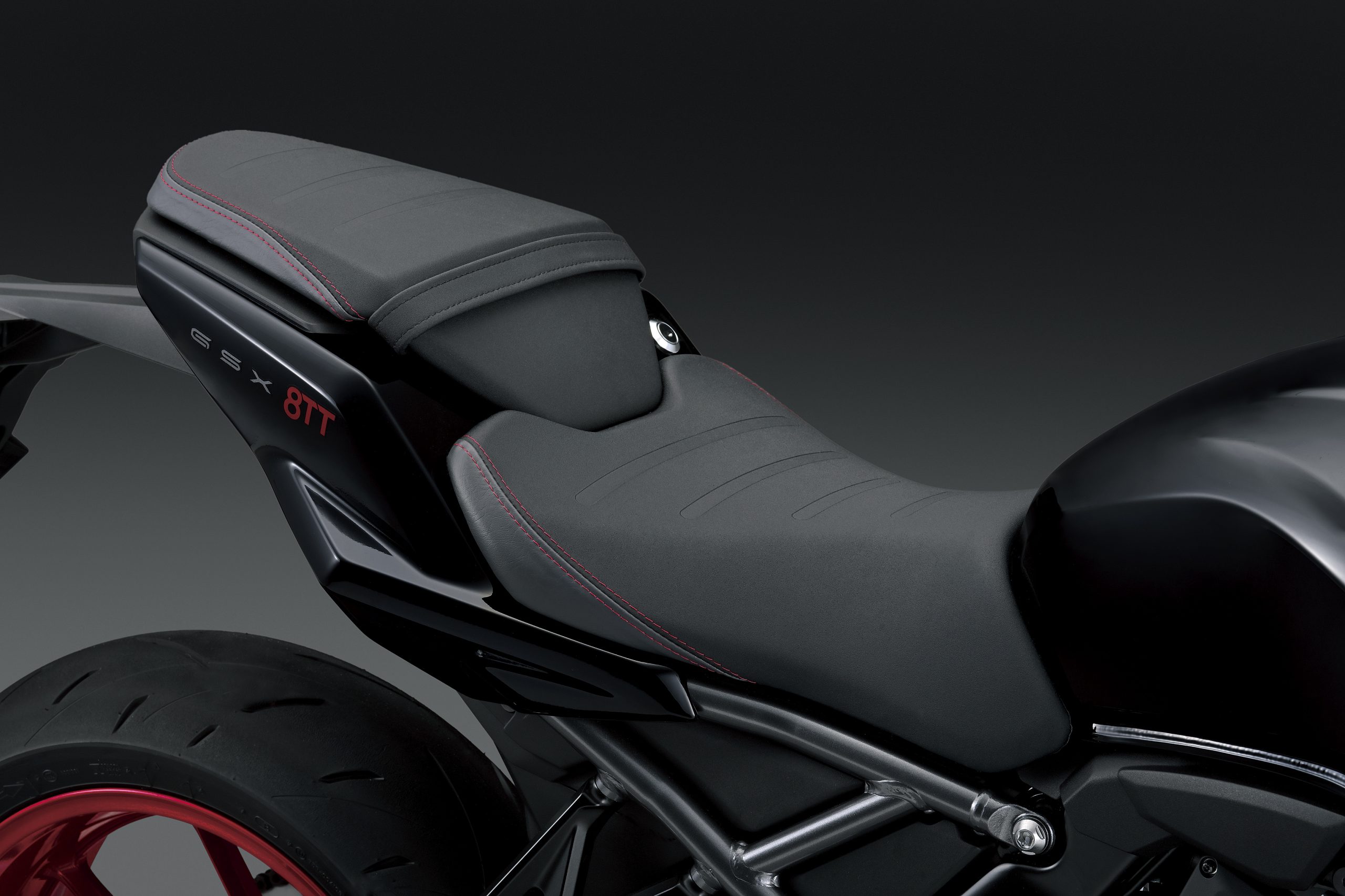 GSX800TTRQBM6_Seat
