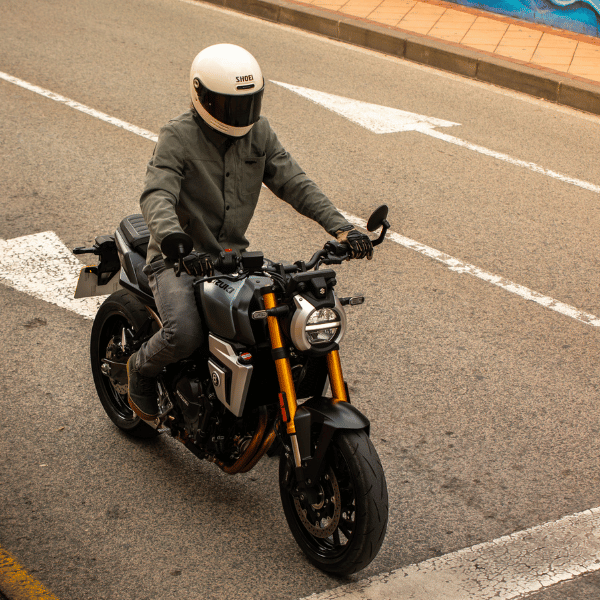 Suzuki_GSX-8T (2)